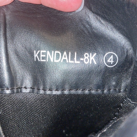 Lucky top girls leather stretch black boots size 8 says 4 - Picture 9 of 10